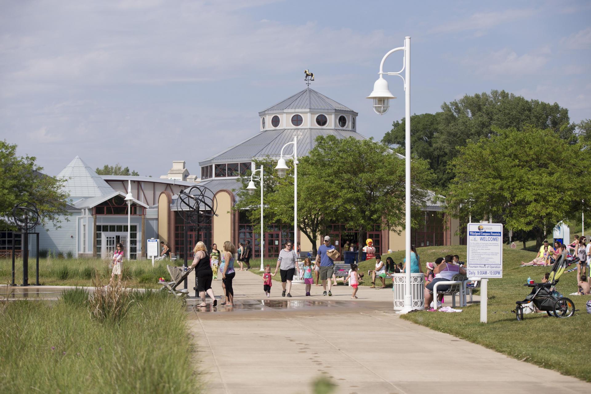 the Whirlpool Compass Fountain is just a short walk from the Carousel